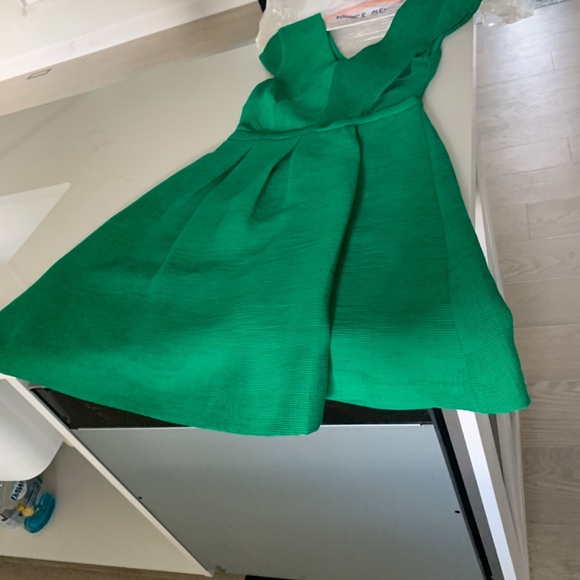 Dress - Picture 3 of 3